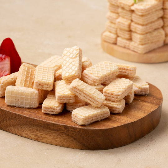 [No Brand] Strawberry Mini Wafer 300g